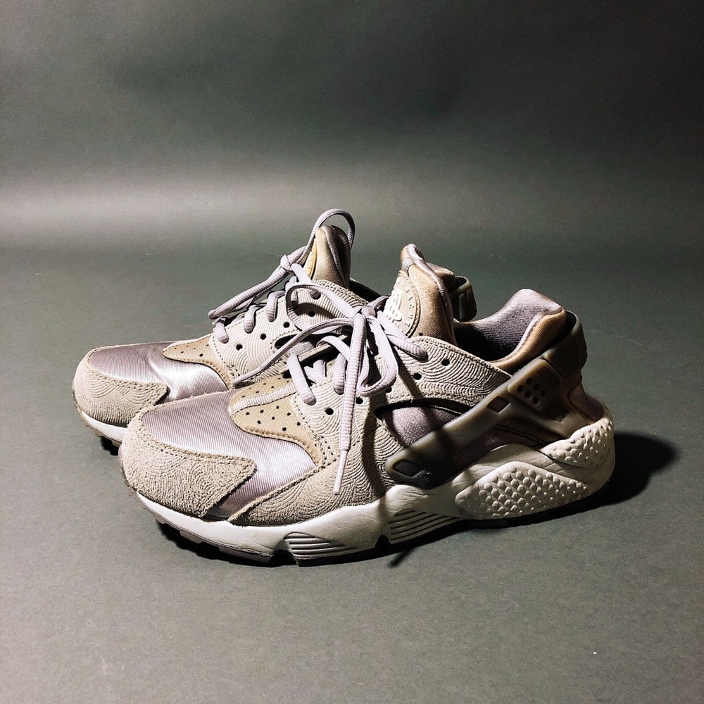 Nike Air Huarache Run Premium Suede Shoes Gray